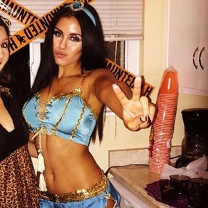 Jasmine Halloween costume 🎃 👻